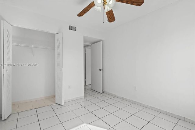 9431 Fontainebleau Blvd 112, Miami, FL 33172