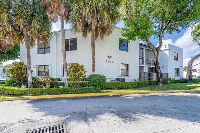 9431 Fontainebleau Blvd 112, Miami, FL 33172