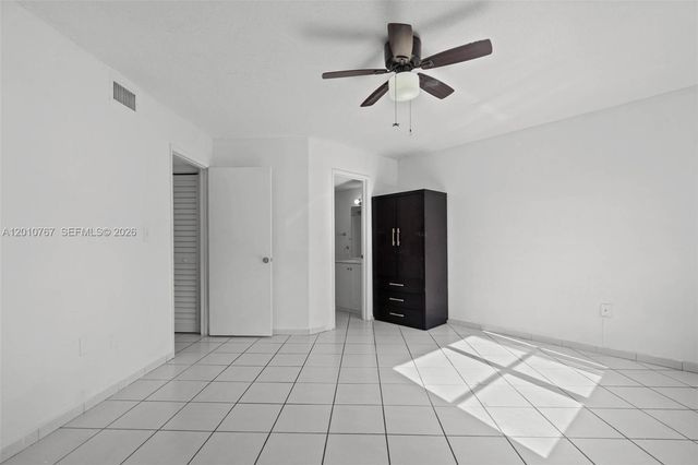 9431 Fontainebleau Blvd 112, Miami, FL 33172