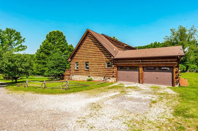 118B Moonlight Dr, Gallatin, TN 37066