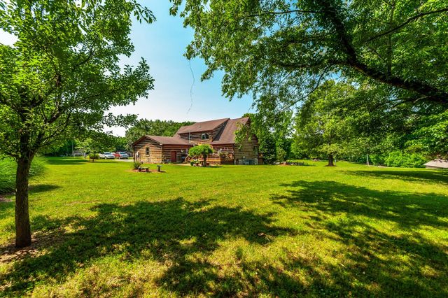118B Moonlight Dr, Gallatin, TN 37066