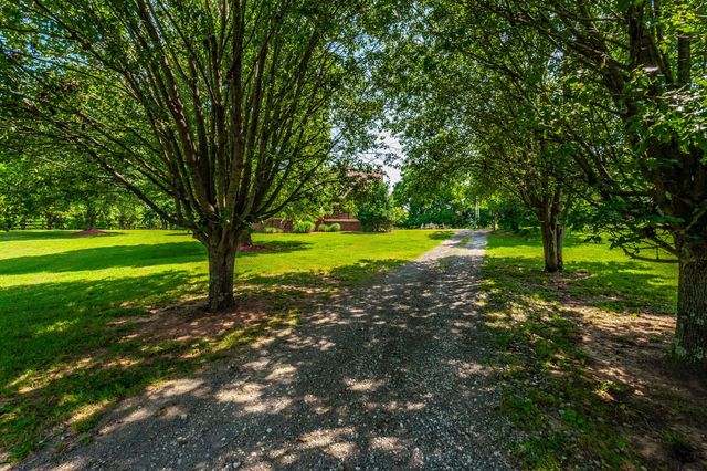 118B Moonlight Dr, Gallatin, TN 37066