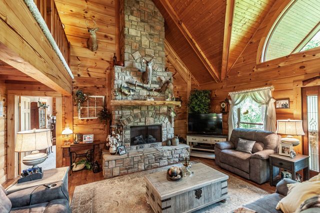 118B Moonlight Dr, Gallatin, TN 37066