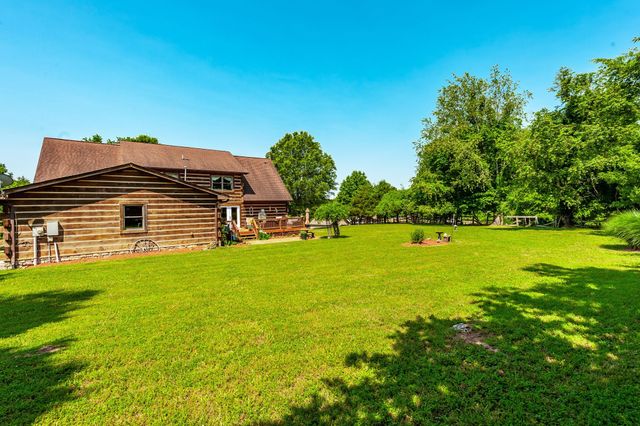 118B Moonlight Dr, Gallatin, TN 37066