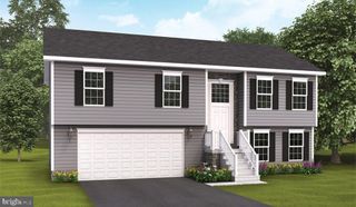 1241 MAPLE LANE # 5, Hanover, PA 17331