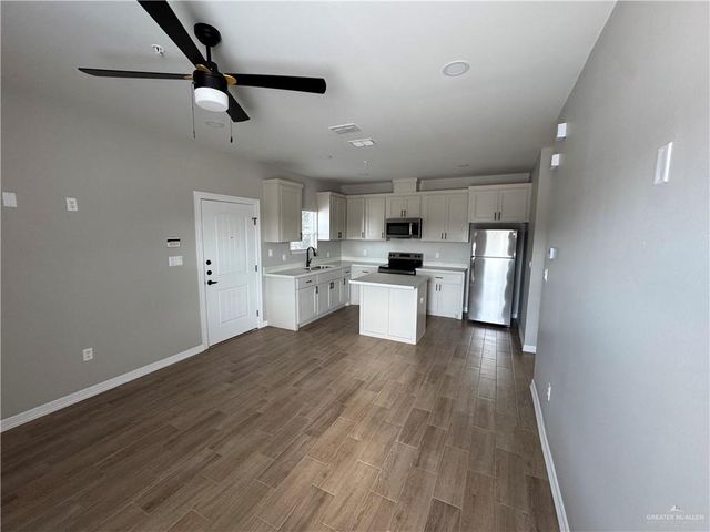 800 Ragland Road 3, Mission, TX 78572