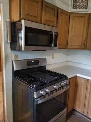 734 Broad St, Bloomfield Twp., NJ 07003