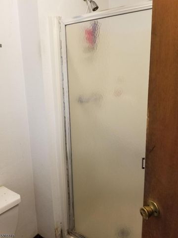 734 Broad St, Bloomfield Twp., NJ 07003