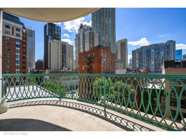 60 W Erie Street 601, Chicago, IL 60654