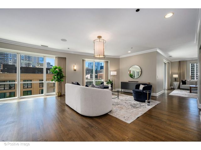 60 W Erie Street 601, Chicago, IL 60654