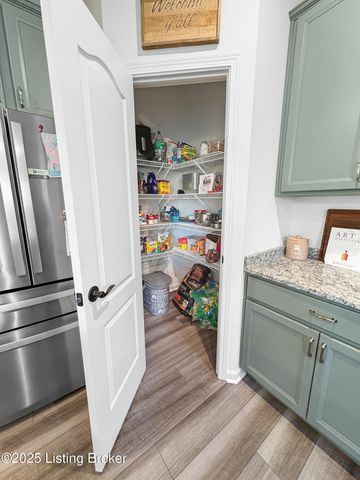 138 Sunflower Blvd, Mt Washington, KY 40047