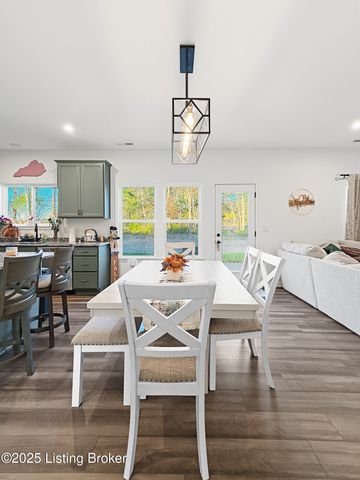 138 Sunflower Blvd, Mt Washington, KY 40047