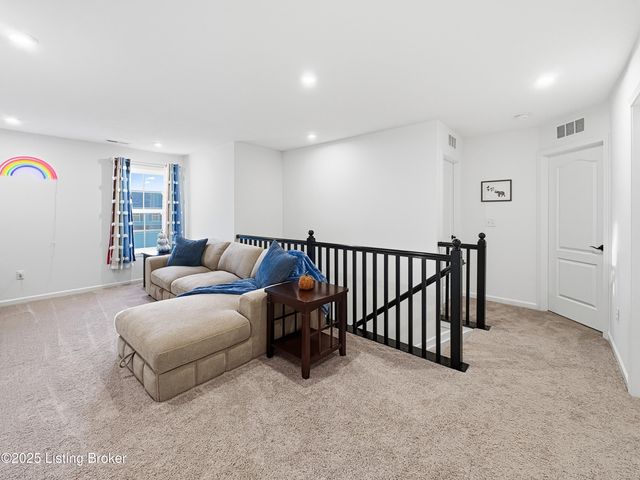 138 Sunflower Blvd, Mt Washington, KY 40047