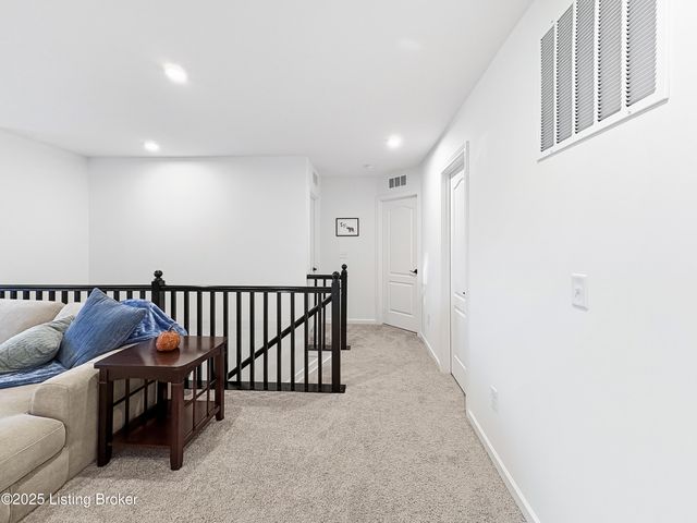 138 Sunflower Blvd, Mt Washington, KY 40047