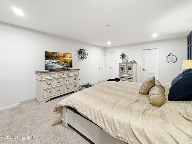 138 Sunflower Blvd, Mt Washington, KY 40047