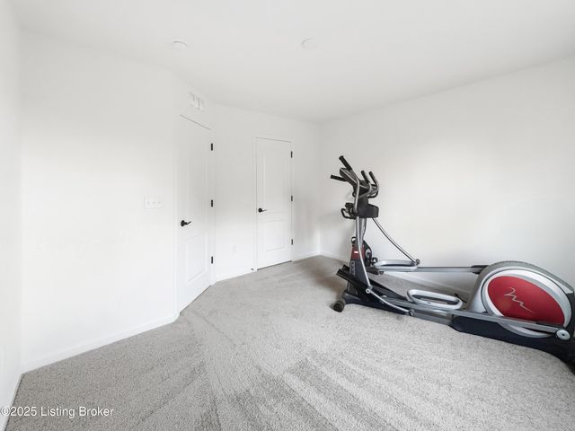 138 Sunflower Blvd, Mt Washington, KY 40047