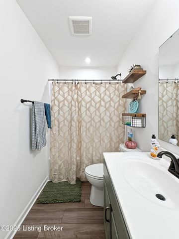 138 Sunflower Blvd, Mt Washington, KY 40047