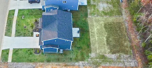 138 Sunflower Blvd, Mt Washington, KY 40047