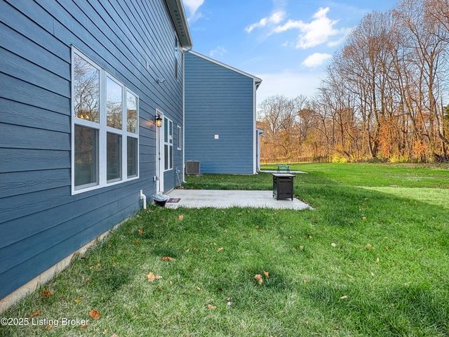 138 Sunflower Blvd, Mt Washington, KY 40047