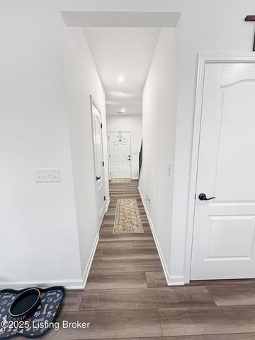 138 Sunflower Blvd, Mt Washington, KY 40047