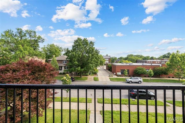 3961 Shaw Boulevard, St Louis, MO 63110