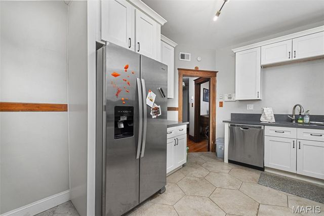 3961 Shaw Boulevard, St Louis, MO 63110