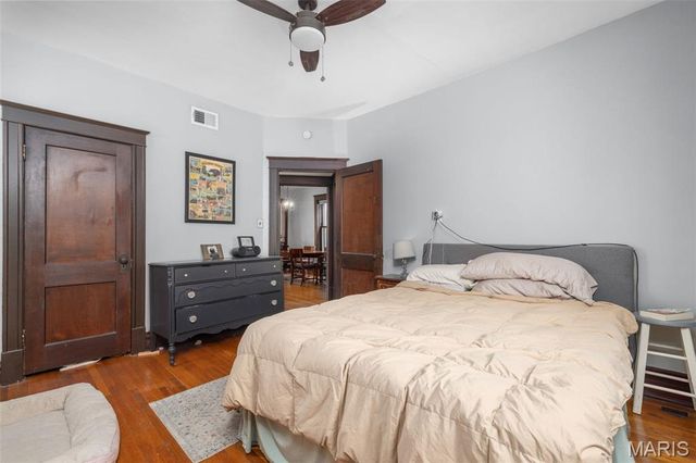 3961 Shaw Boulevard, St Louis, MO 63110