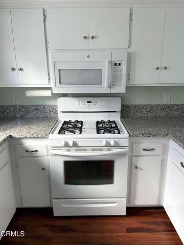 5230 W Wooley Road, Oxnard, CA 93035