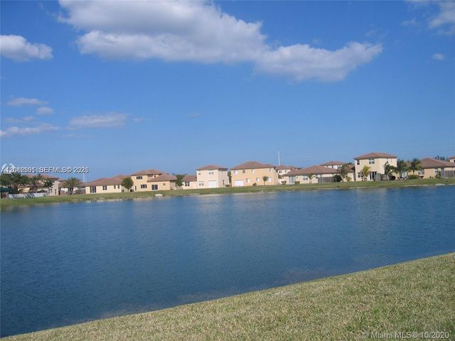 3375 NE 15th Dr 102-12, Homestead, FL 33033