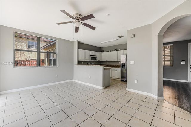 3375 NE 15th Dr 102-12, Homestead, FL 33033