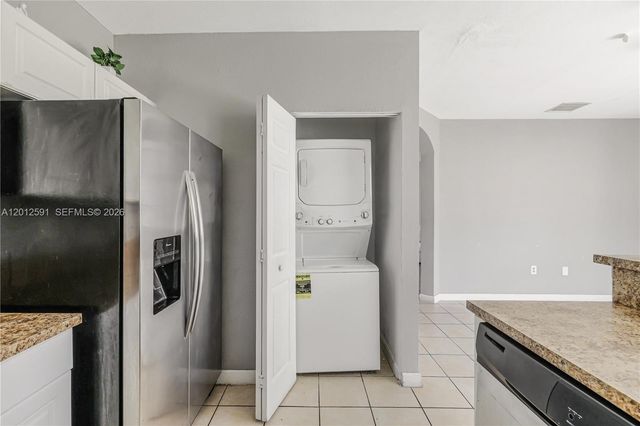 3375 NE 15th Dr 102-12, Homestead, FL 33033