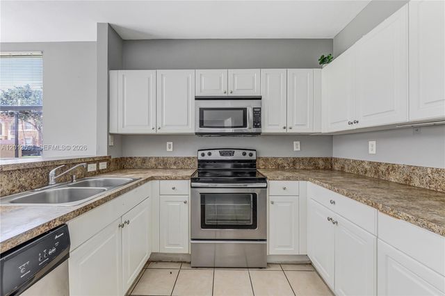 3375 NE 15th Dr 102-12, Homestead, FL 33033