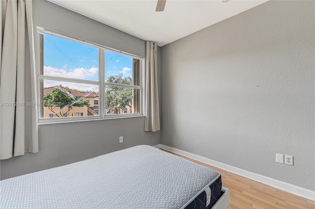 3375 NE 15th Dr 102-12, Homestead, FL 33033