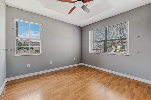 3375 NE 15th Dr 102-12, Homestead, FL 33033