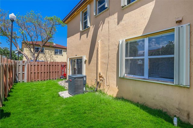 3375 NE 15th Dr 102-12, Homestead, FL 33033