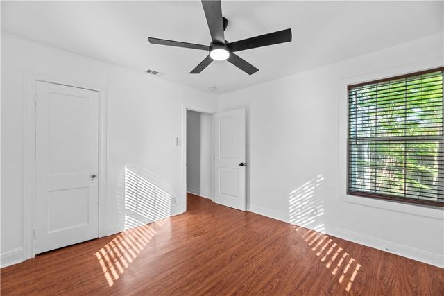 1225 Logan Ave, Corpus Christi, TX 78404