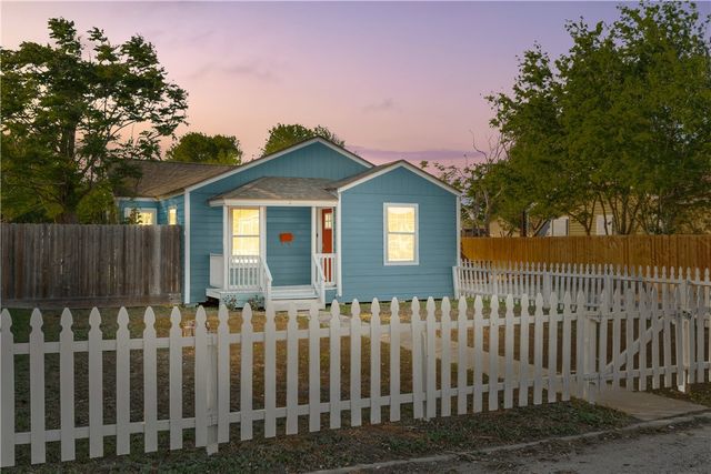 1225 Logan Ave, Corpus Christi, TX 78404