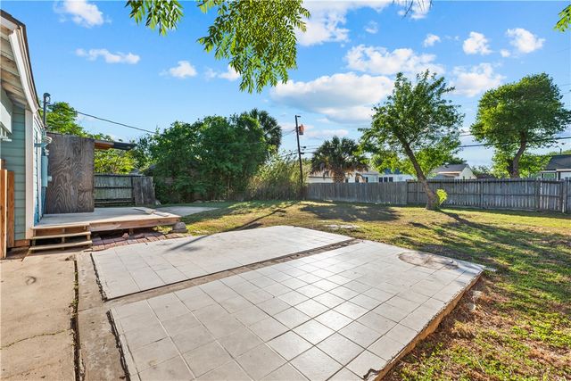 1225 Logan Ave, Corpus Christi, TX 78404