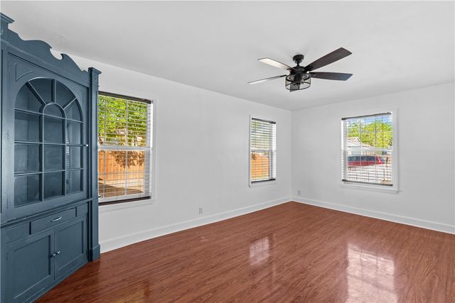 1225 Logan Ave, Corpus Christi, TX 78404