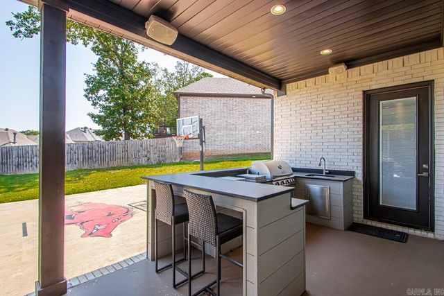 111 Eagle Ridge Drive, Maumelle, AR 72113