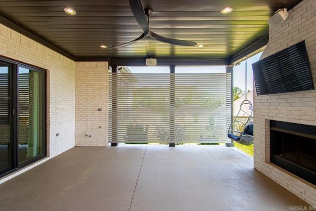 111 Eagle Ridge Drive, Maumelle, AR 72113