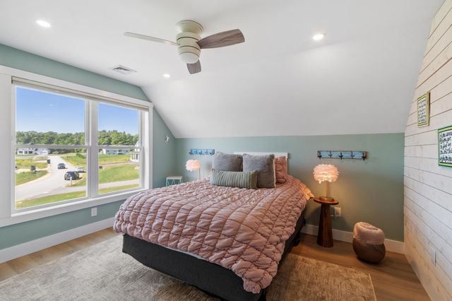 467 Blane Circle, Pembroke, NH 03275
