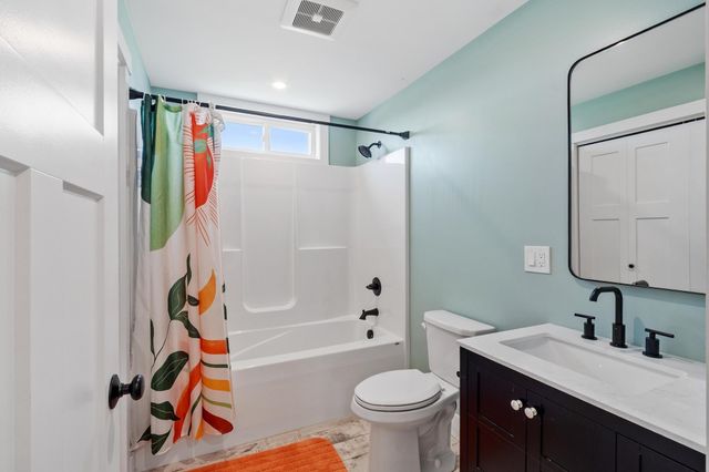 467 Blane Circle, Pembroke, NH 03275