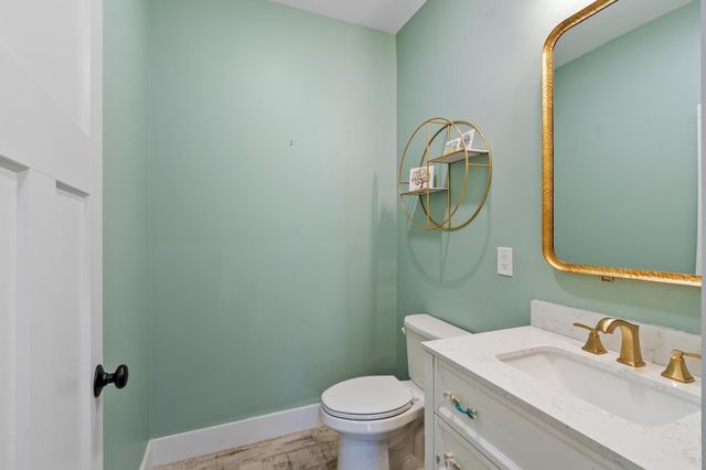 467 Blane Circle, Pembroke, NH 03275