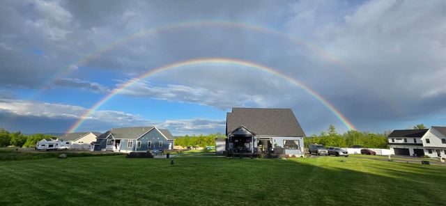 467 Blane Circle, Pembroke, NH 03275