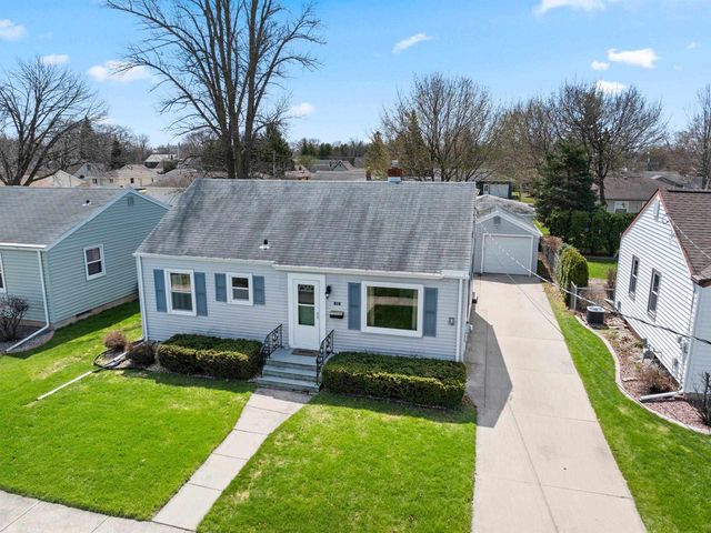 867 MARQUETTE STREET, Menasha, WI 54952