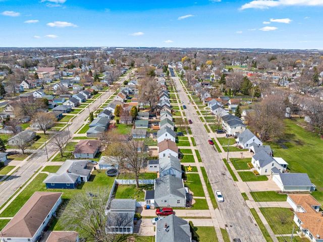 867 MARQUETTE STREET, Menasha, WI 54952