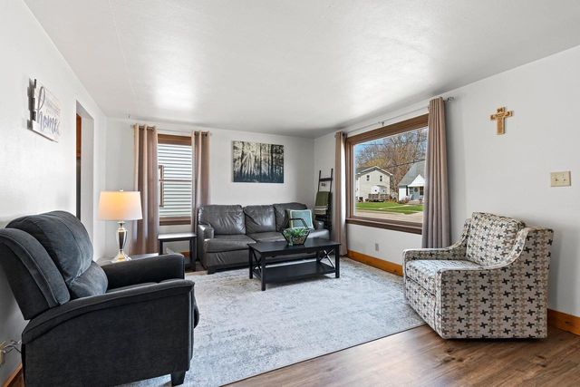 867 MARQUETTE STREET, Menasha, WI 54952