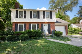 28411 Eldorado Place, Lathrup Village, MI 48076