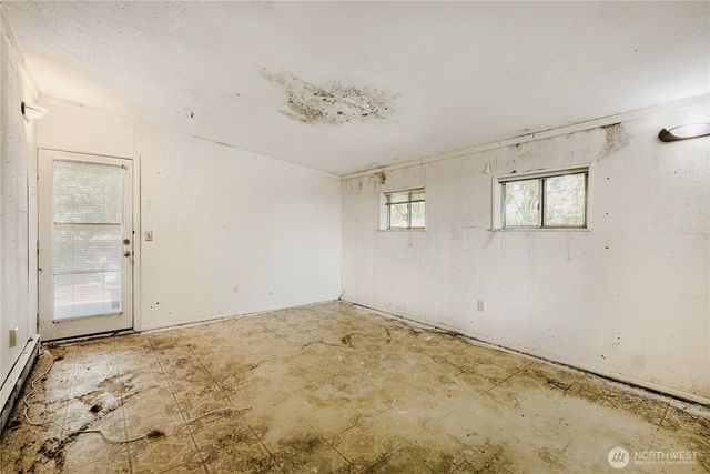 16615 10th Avenue SW, Burien, WA 98166